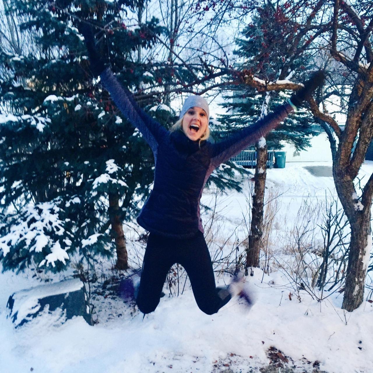 16 Best Winter Running Gear - Cold-Weather Running Essentials 16 Best Winter Running Gear - Cold-Weather Running Essentials